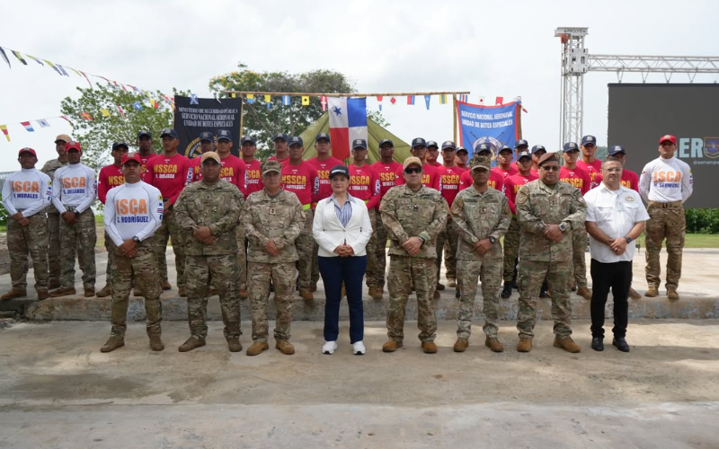 foto de portada de la publicación Capacitación táctica: Clausura del III Curso de Supervivencia de Combate en el Agua