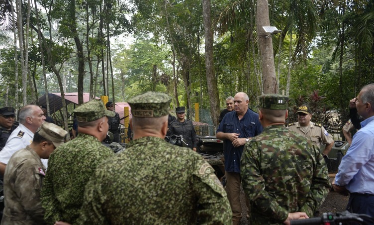 foto de portada de la publicación Un día de fraternidad en la Escuela de Fuerzas Especiales
