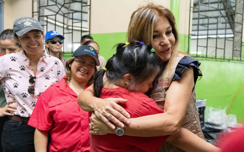 foto de portada de la publicación SPI apoya jornada de esterilización en Kuna Nega junto a la Primera Dama y Spay Panamá